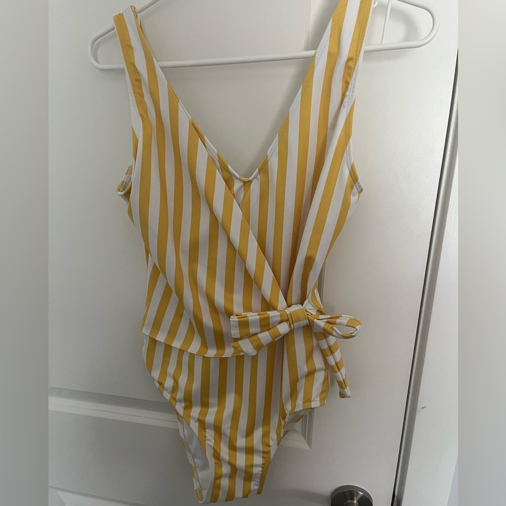 Jillian Harris Imagine Perry Colab Yellow Striped Wrap Swimsuit Size Small EUC